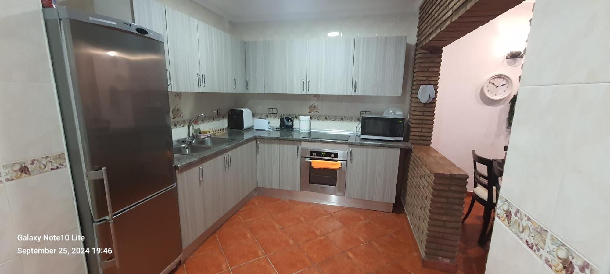Uf Holiday House مالقة المظهر الخارجي الصورة